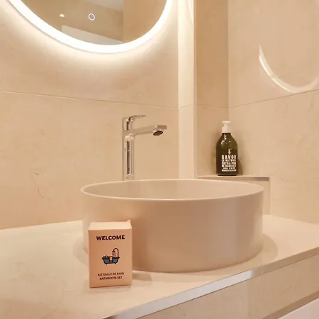 Vue Unique Luxueux, Parking * Menton