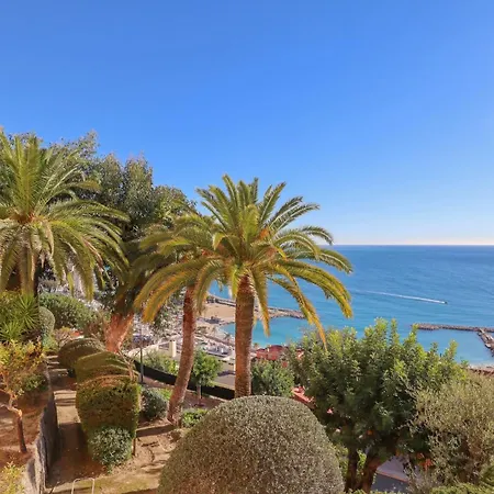 Апартаменты 