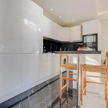 Vue Unique Luxueux, Parking Appartement