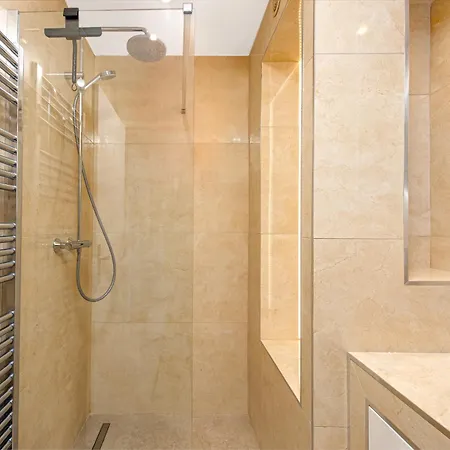 Vue Unique Luxueux, Parking Appartement *