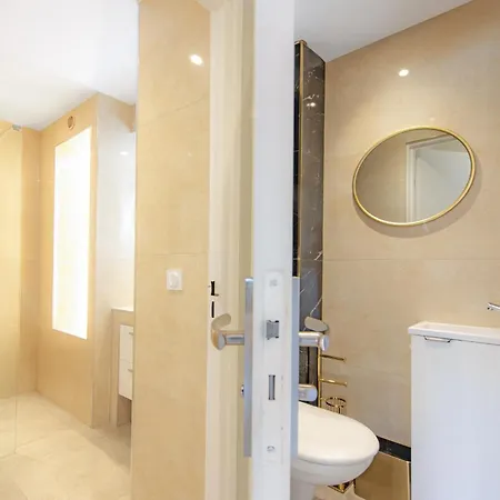 Vue Unique Luxueux, Parking Appartement Menton