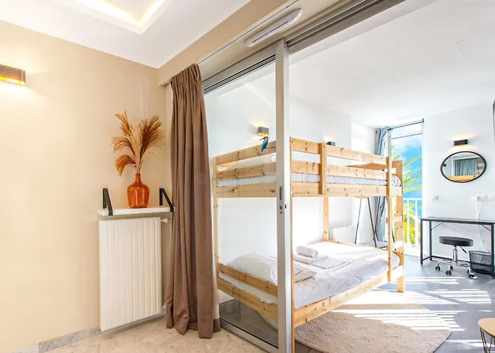 Appartement Vue Unique Luxueux, Parking Menton