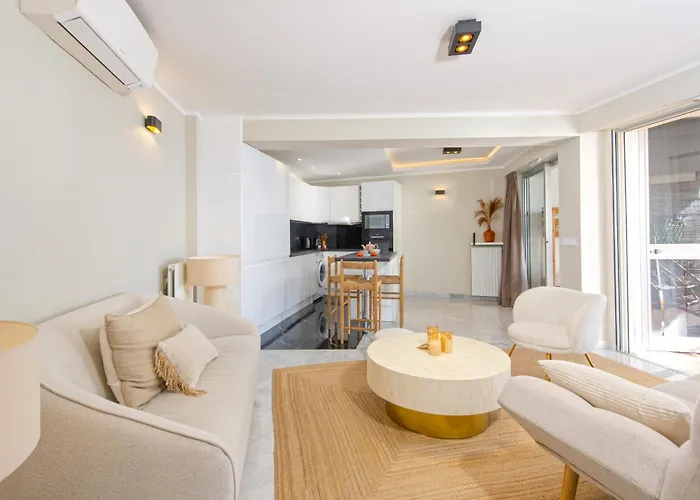 Appartement Vue Unique Luxueux, Parking Menton